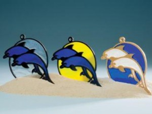 issues-ssw39-Dolphin-Suncatchers-Lead