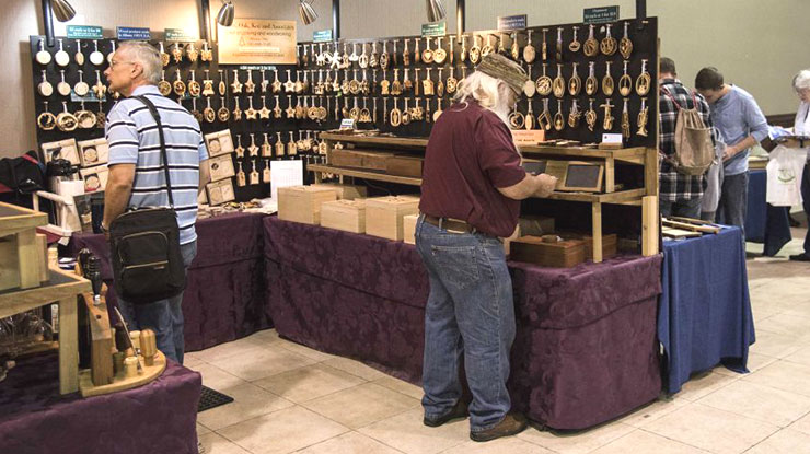 Scrolling @ Artistry in Wood 2018